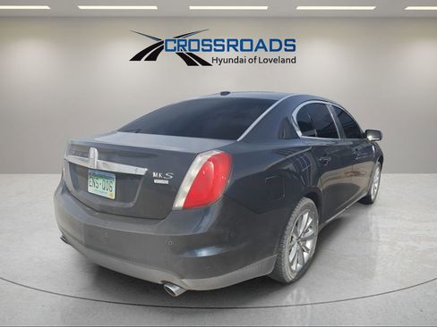 Used 2009 Lincoln MKS AWD image 3