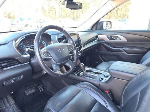 Used 2020 Chevrolet Traverse RS w/ LPO, Floor Liner Package image 26