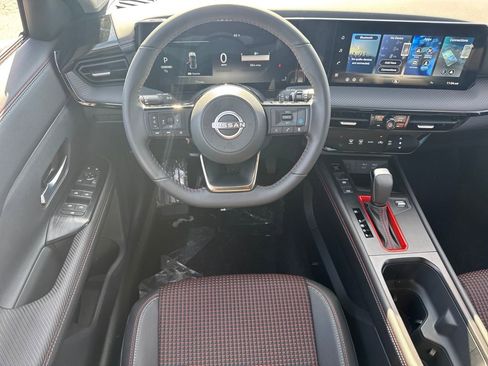 New 2026 Nissan Kicks SR image 15