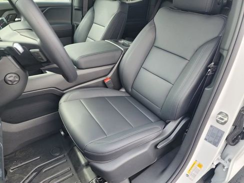 New 2024 Chevrolet Silverado EV W/T image 31