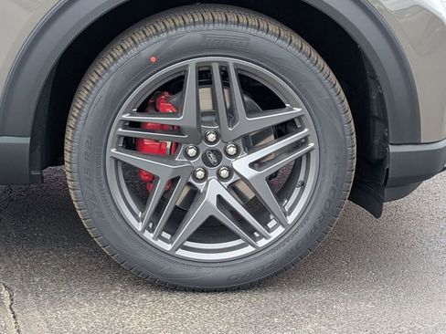 New 2026 Ford Explorer ST-Line image 18