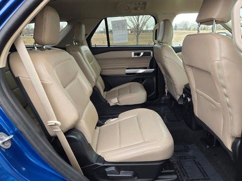 Certified 2023 Ford Explorer XLT w/ Equipment Group 202A image 11