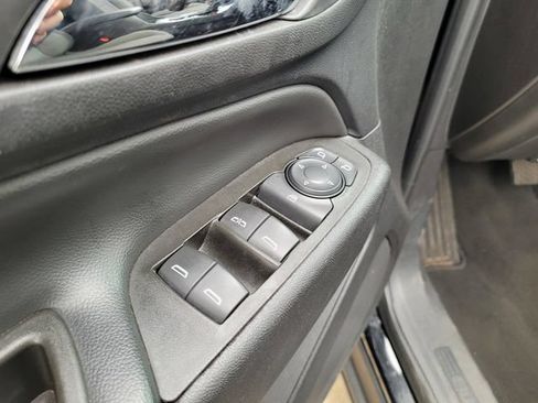 Used 2023 Chevrolet Equinox LT FWD image 26
