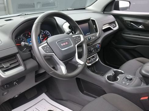 Used 2023 GMC Terrain SLE w/ Driver Convenience Package FWD image 14