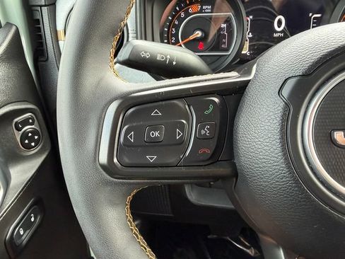 Used 2024 Jeep Wrangler Unlimited Sport AWD/4WD image 18