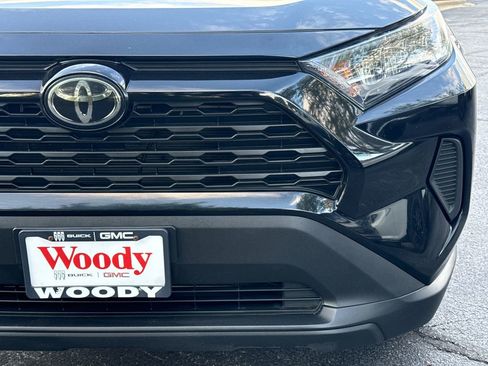 Used 2020 Toyota RAV4 LE w/ All Weather Liner Package AWD/4WD image 12