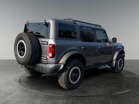 Used 2024 Ford Bronco Black Diamond w/ Sasquatch Package AWD/4WD image 9