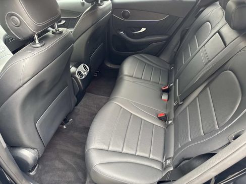 Used 2022 Mercedes-Benz GLC 300 4MATIC image 15