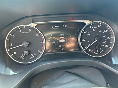 Certified 2026 Nissan Rogue SV FWD image 14