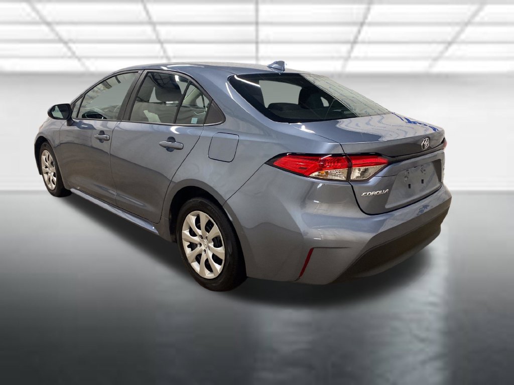 Used 2024 Toyota Corolla LE FWD image 5