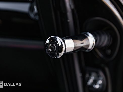 Used 2017 Rolls-Royce Wraith image 31