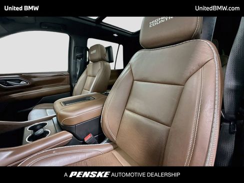 Used 2023 Chevrolet Tahoe High Country AWD/4WD image 12