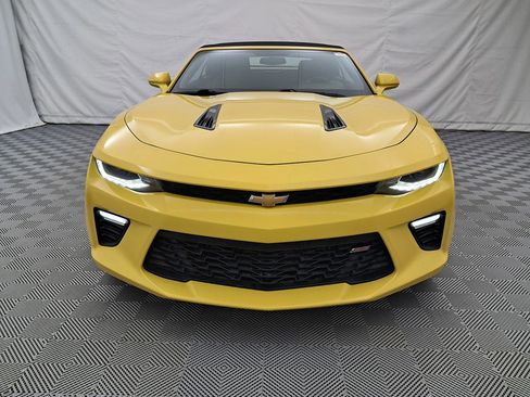 Used 2017 Chevrolet Camaro SS image 2