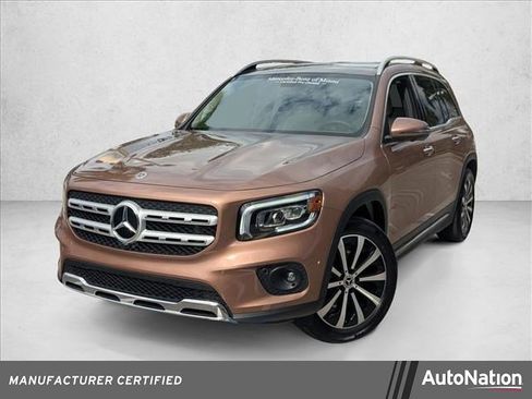 Certified 2022 Mercedes-Benz GLB 250 image 1