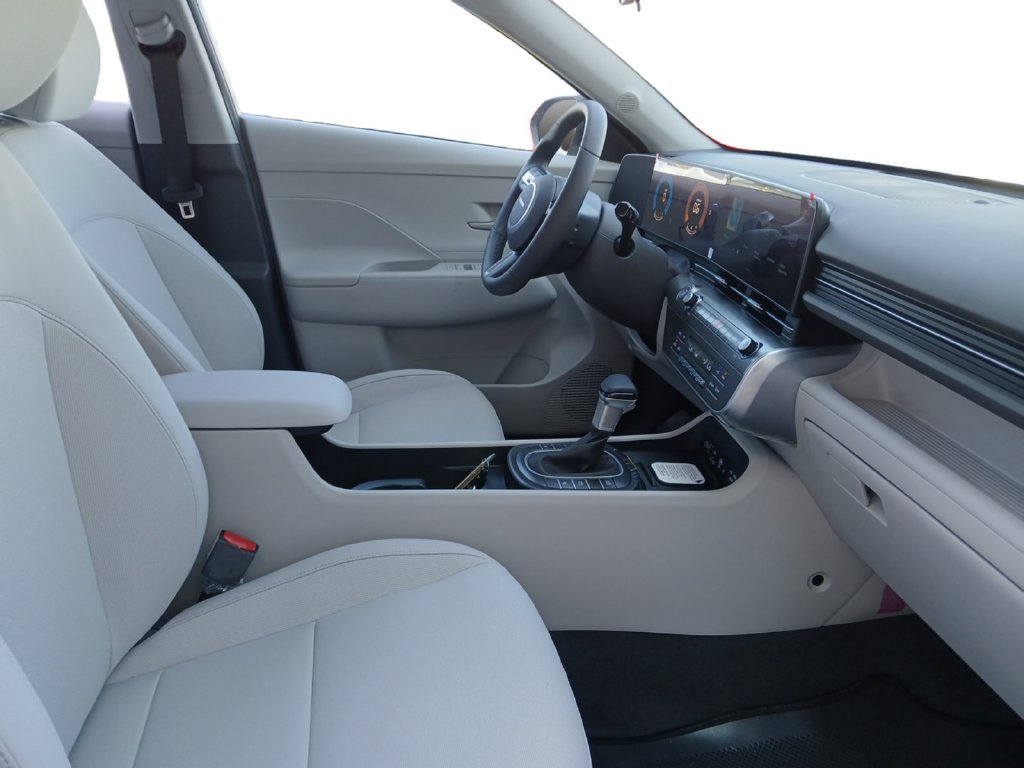 New 2027 Hyundai Kona SEL Sport FWD image 15