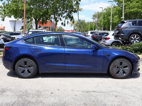 Used 2023 Tesla Model 3 Standard Range RWD image 18