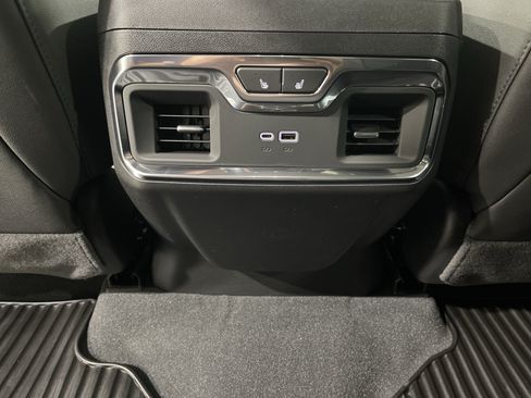 New 2026 Chevrolet Silverado 1500 LTZ w/ Z71 Off-Road Package AWD/4WD image 15