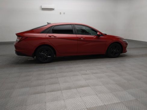 Used 2023 Hyundai Elantra SEL FWD image 10
