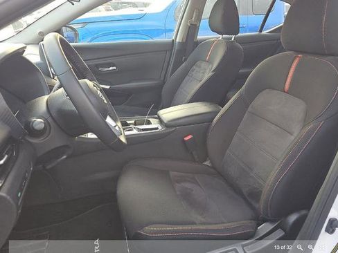 Used 2025 Nissan Sentra SR image 5