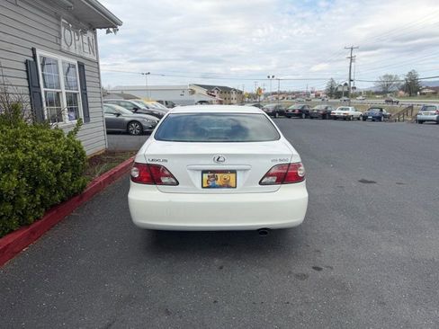 Used 2002 Lexus ES 330 image 6