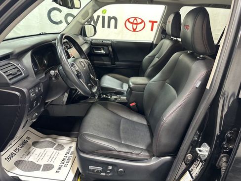 Used 2020 Toyota 4Runner Venture w/ Moonroof Package image 24