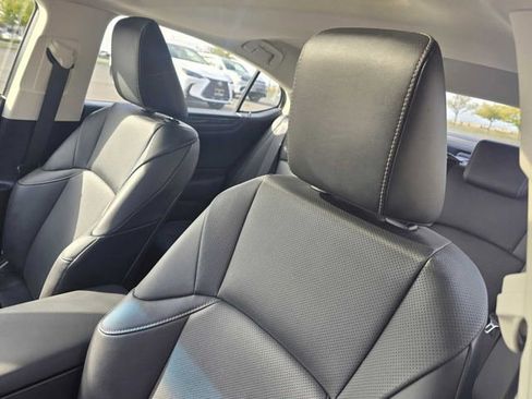 Certified 2024 Lexus ES 350 w/ Accessory Package (Z2) FWD image 22