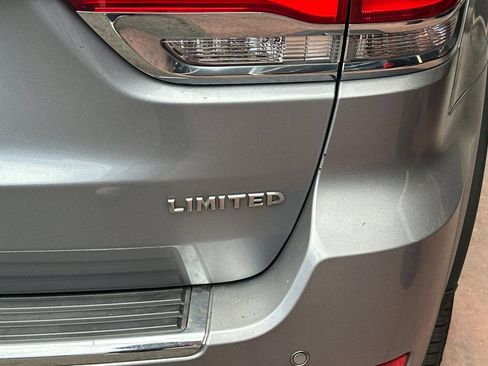 Used 2019 Jeep Grand Cherokee Limited w/ Luxury Group II RWD image 6