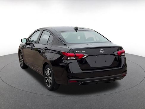 Used 2025 Nissan Versa SV FWD image 9