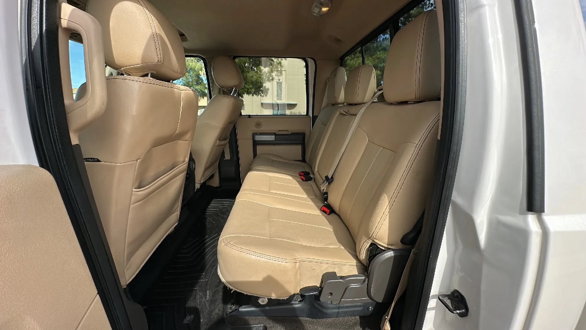 Used 2015 Ford F350 Lariat w/ Lariat Ultimate Package AWD/4WD image 11