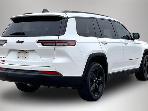 Used 2023 Jeep Grand Cherokee L Laredo AWD/4WD image 5