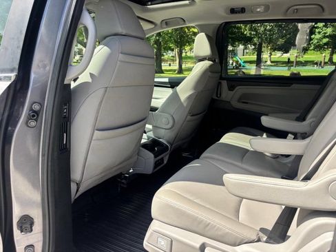Used 2022 Honda Odyssey Touring image 24