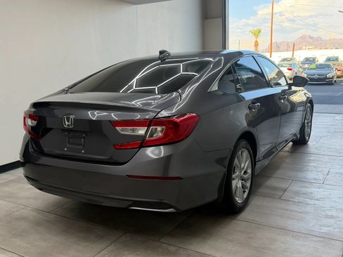 Used 2018 Honda Accord LX image 9
