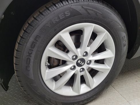 Used 2019 Kia Sorento AWD image 31