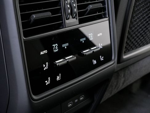 New 2026 Porsche Cayenne AWD/4WD image 22