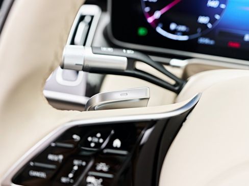 Used 2024 Mercedes-Benz S 580e 4MATIC Sedan image 61