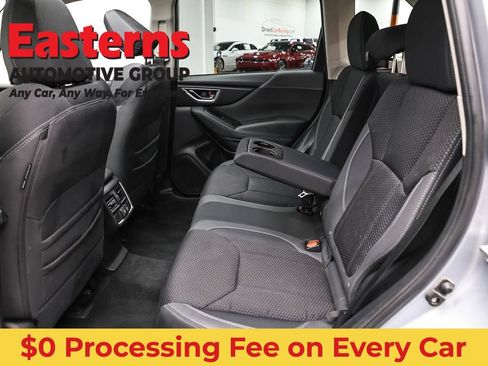 Used 2023 Subaru Forester Premium AWD/4WD image 24