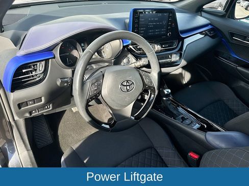 Used 2021 Toyota C-HR XLE image 10