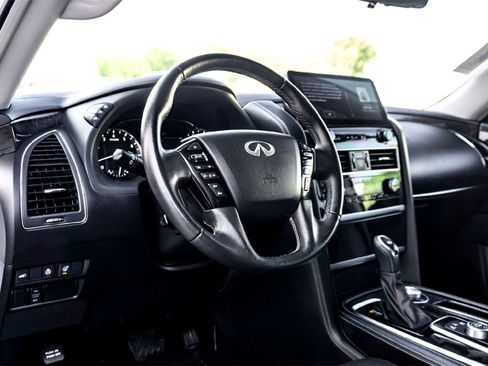 Used 2024 INFINITI QX80 Luxe image 15