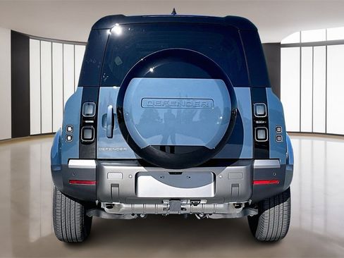 New 2026 Land Rover Defender 110 S image 4
