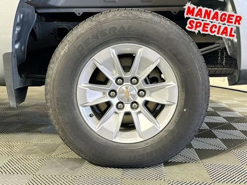 Used 2025 Chevrolet Silverado 1500 LT image 31