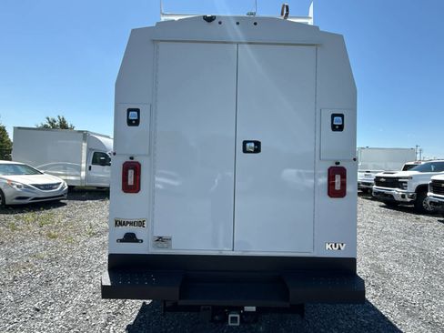 New 2025 GMC Savana 3500 w/ Power Convenience Package RWD image 5