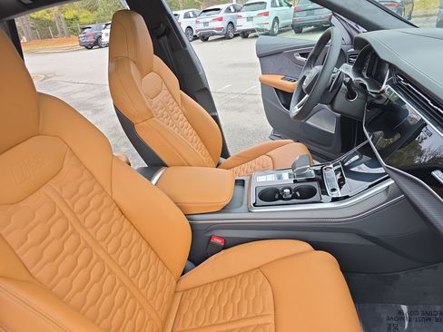 New 2026 Audi RS Q8 performance image 10