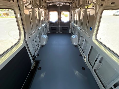 New 2026 Mercedes-Benz Sprinter 2500 image 23