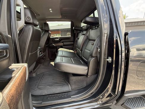 Used 2020 GMC Sierra 2500 Denali w/ Denali Ultimate Package AWD/4WD image 24