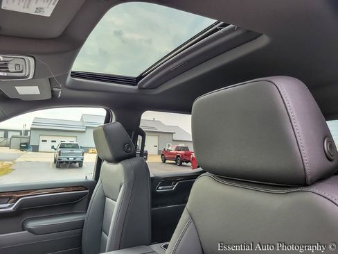 New 2026 GMC Sierra 1500 Elevation w/ Elevation Premium Package image 9