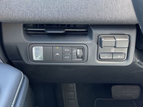 New 2026 GMC Sierra EV Elevation w/ Premium Package AWD/4WD image 17
