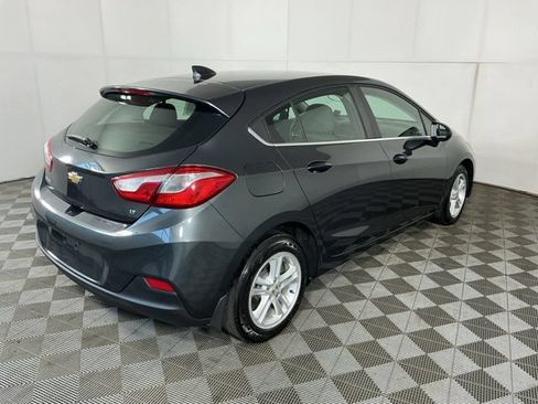 Used 2018 Chevrolet Cruze LT FWD image 6