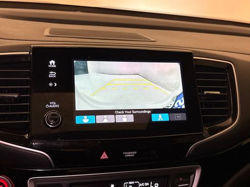 Used 2022 Honda Pilot Touring image 26