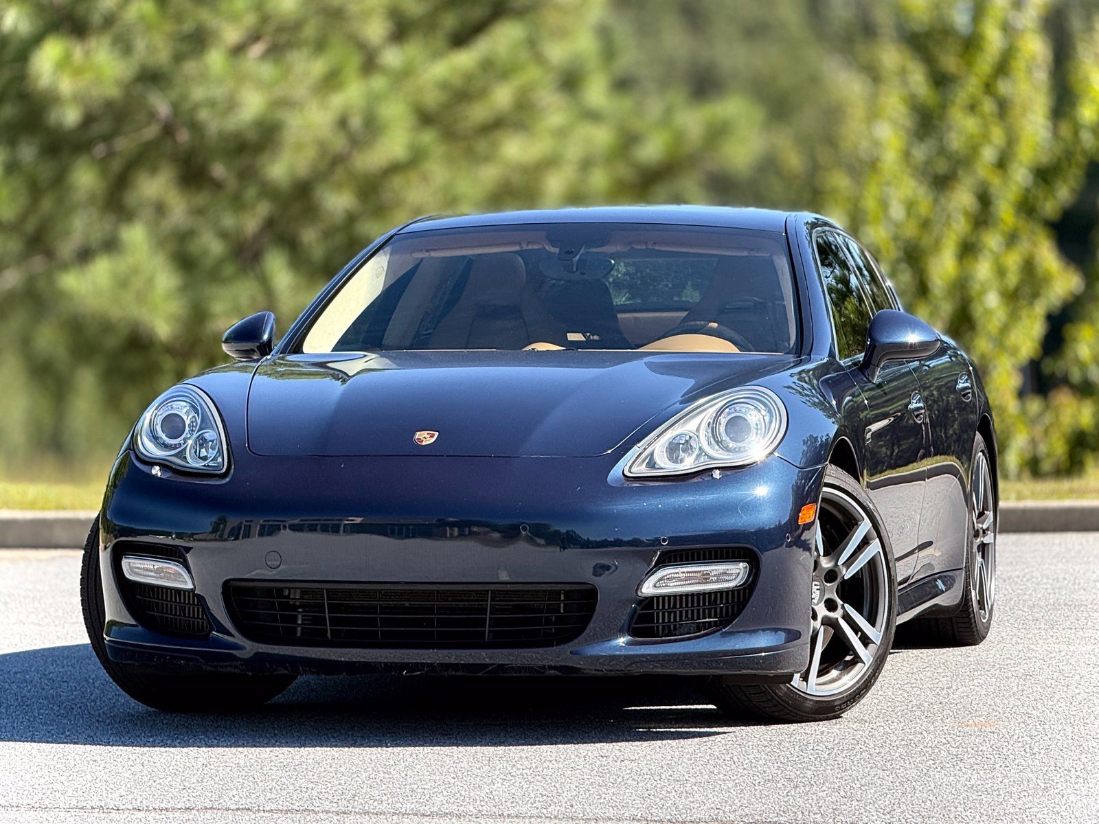 Used 2012 Porsche Panamera AWD/4WD image 2