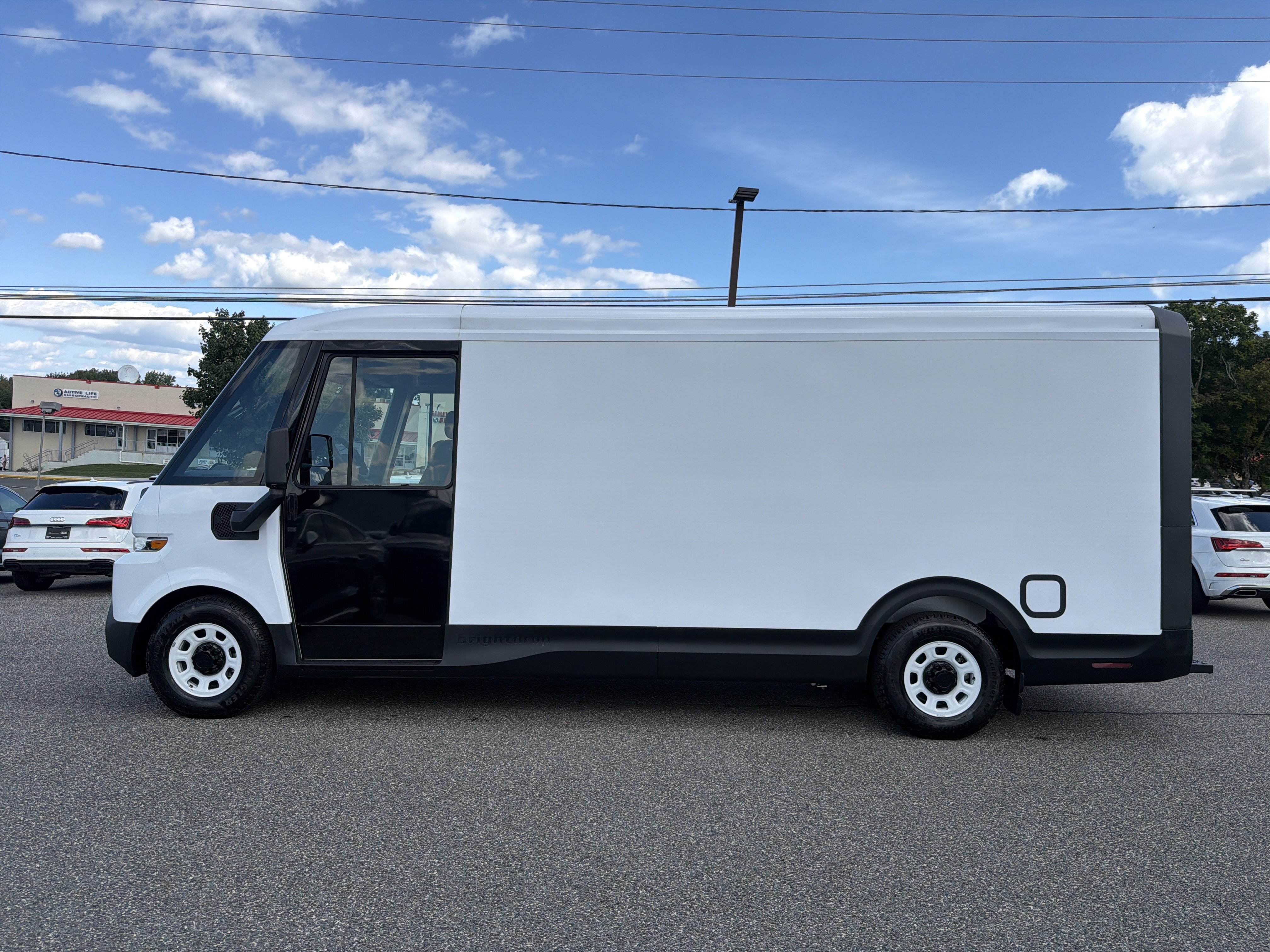 Used 2024 Chevrolet Brightdrop 600 w/ Commercial Equipment Package AWD/4WD image 5
